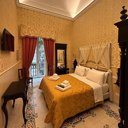 Carafa Di Maddaloni Residenza Di Charme Ξενοδοχείο Νάπολη Εξωτερικό φωτογραφία