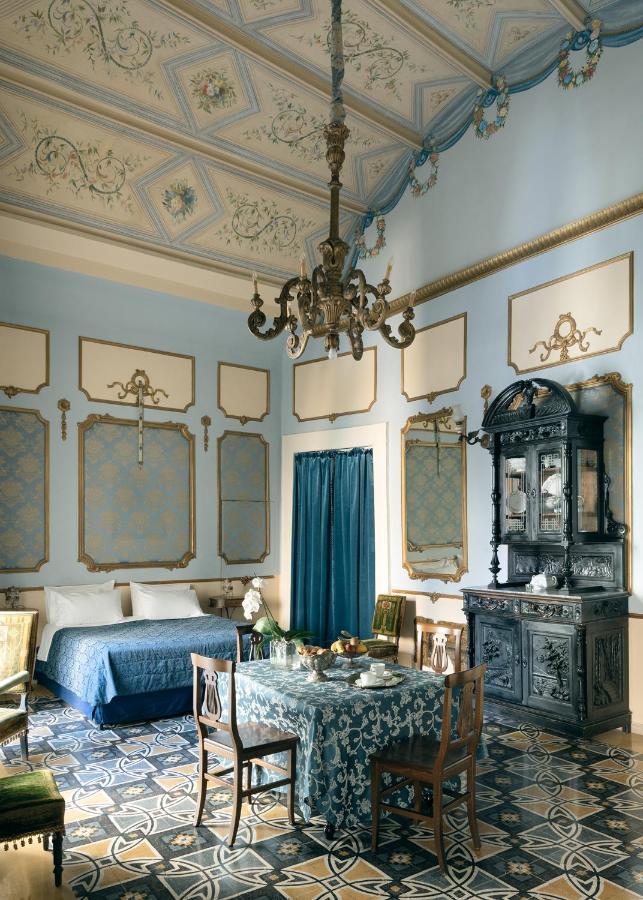 Carafa Di Maddaloni Residenza Di Charme Ξενοδοχείο Νάπολη Εξωτερικό φωτογραφία