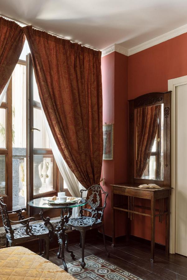 Carafa Di Maddaloni Residenza Di Charme Ξενοδοχείο Νάπολη Εξωτερικό φωτογραφία